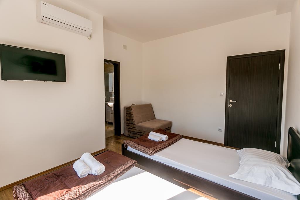 Tramonto Apartments Radanovici Exterior photo